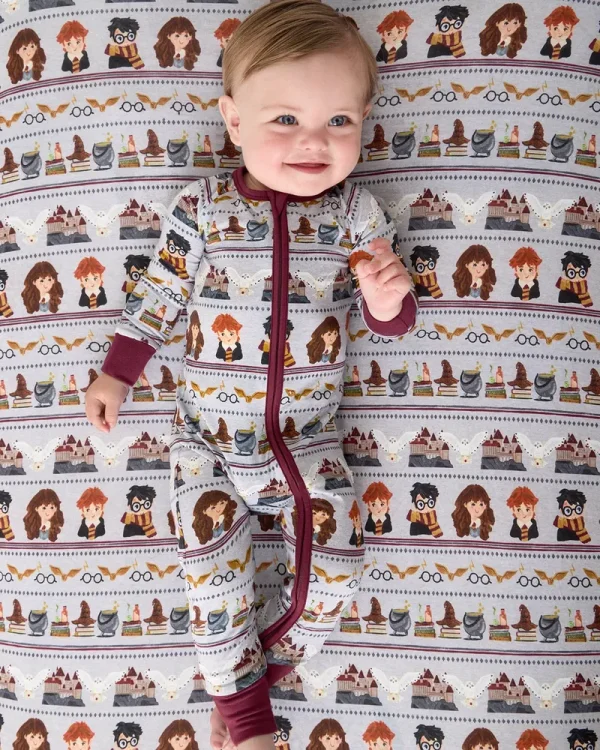 Harry Potter™ Spellbinding Studies Fitted Crib Sheet