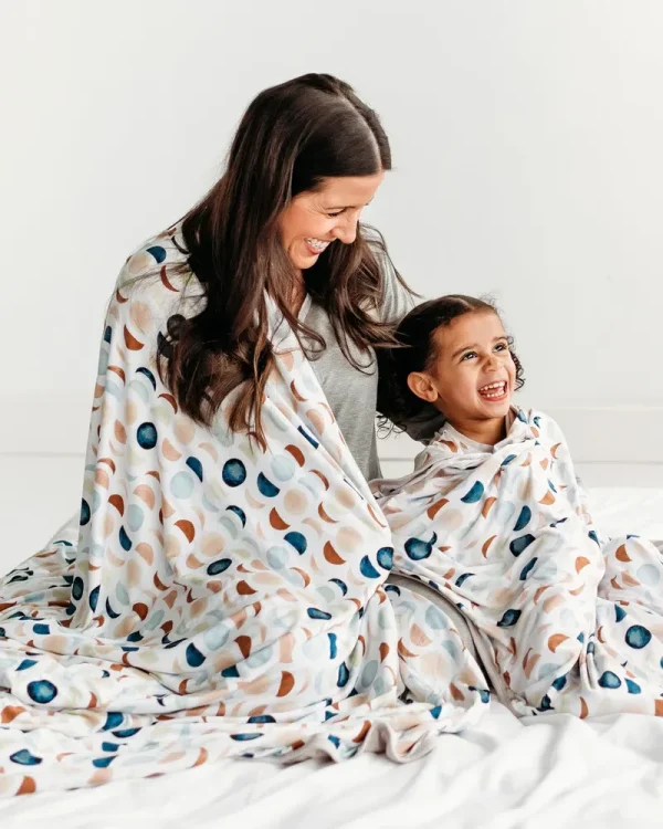 Luna Neutral Oversized Cloud Blanket®